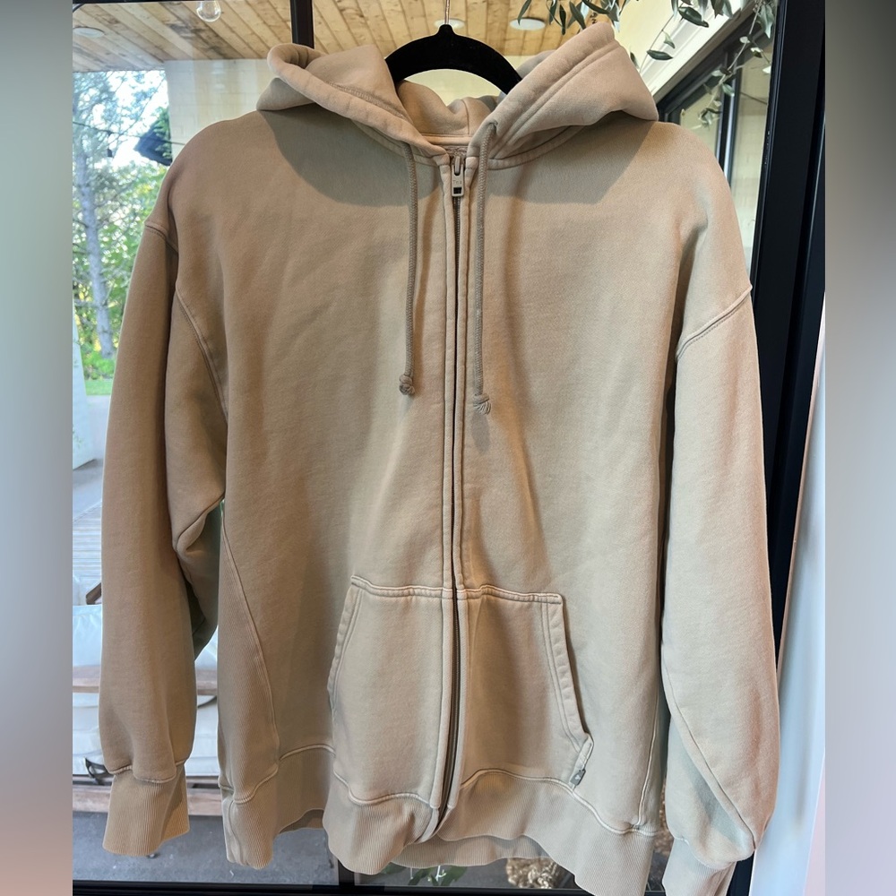 Aritzia TNA Pistachio Green Boyfriend Zip Up